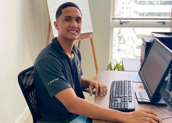 André Linhares da CruzComercial